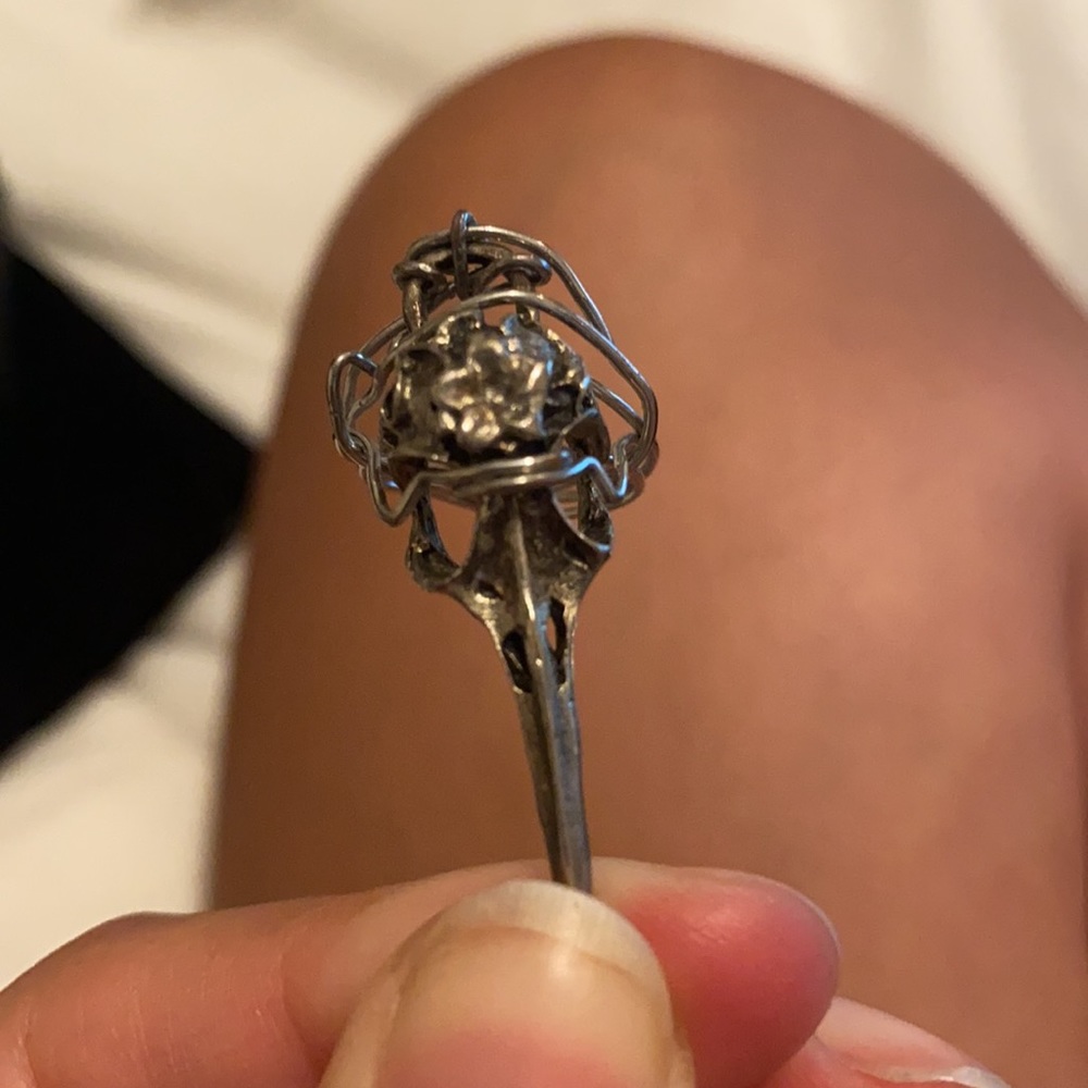 Raven Skull Wire Ring - image 2